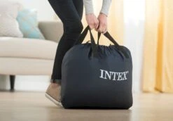 Intex Supreme Air Flow Luchtbed - Queensize (152 Cm) 21 Intex Supreme Air Flow Luchtbed - Queensize (152 Cm) -Bo-Camp Winkel 1320 1900 64490 inuse2 2020 300