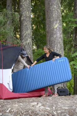 Therm-A-Rest MondoKing 3D 11.0 L Zelfopblazende Slaapmat 21 Therm-A-Rest MondoKing 3D 11.0 L Zelfopblazende Slaapmat -Bo-Camp Winkel 1900 1267 2022 cascade summer carcamp washington rinckenberger 4443