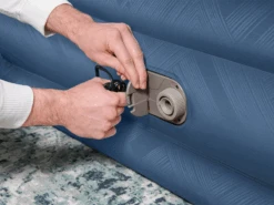 Bestway Fortech Tough Guard Snugable Luchtbed - Queensize (152 Cm) 16 Bestway Fortech Tough Guard Snugable Luchtbed - Queensize (152 Cm) -Bo-Camp Winkel ontwerp zonder titel 5 1